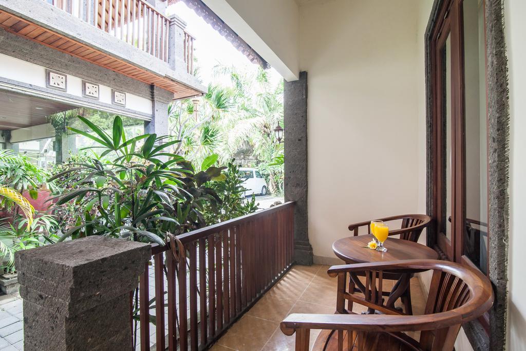 Puri Yuma Hotel Denpasar Esterno foto