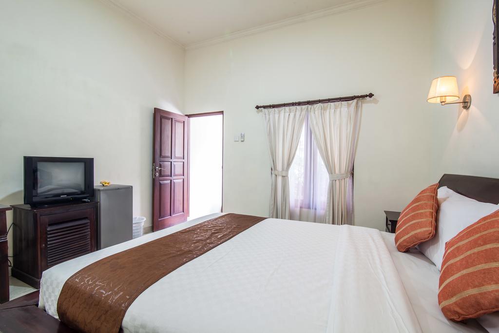Puri Yuma Hotel Denpasar Esterno foto