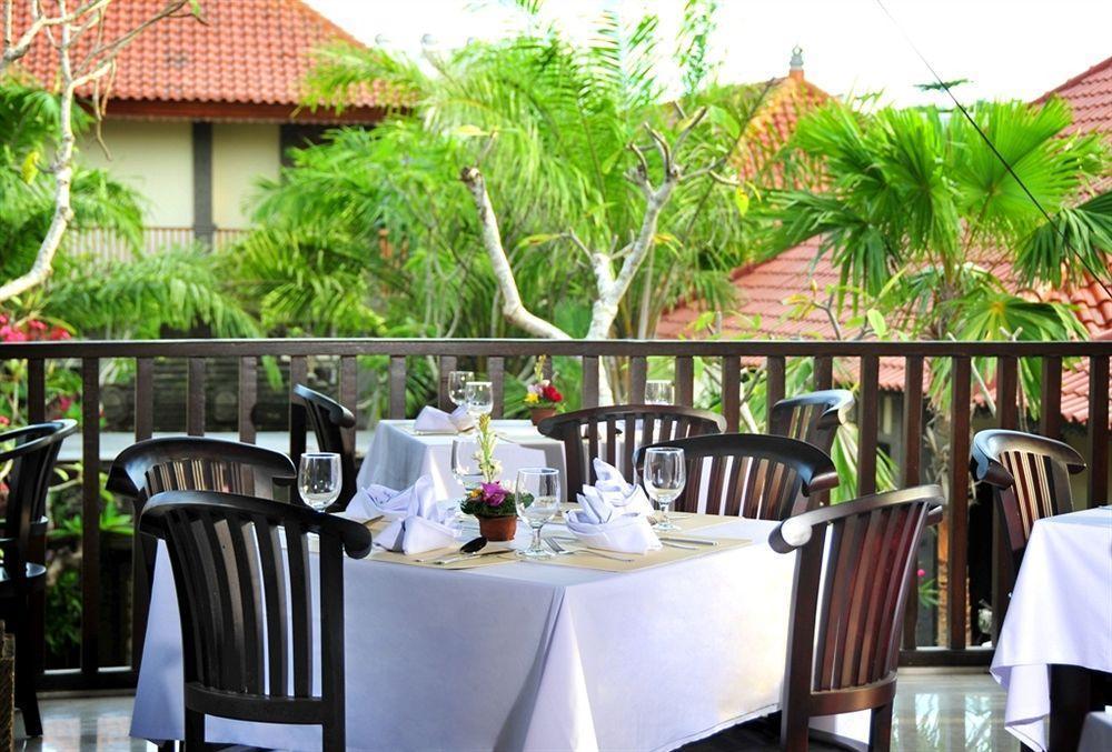 Puri Yuma Hotel Denpasar Esterno foto