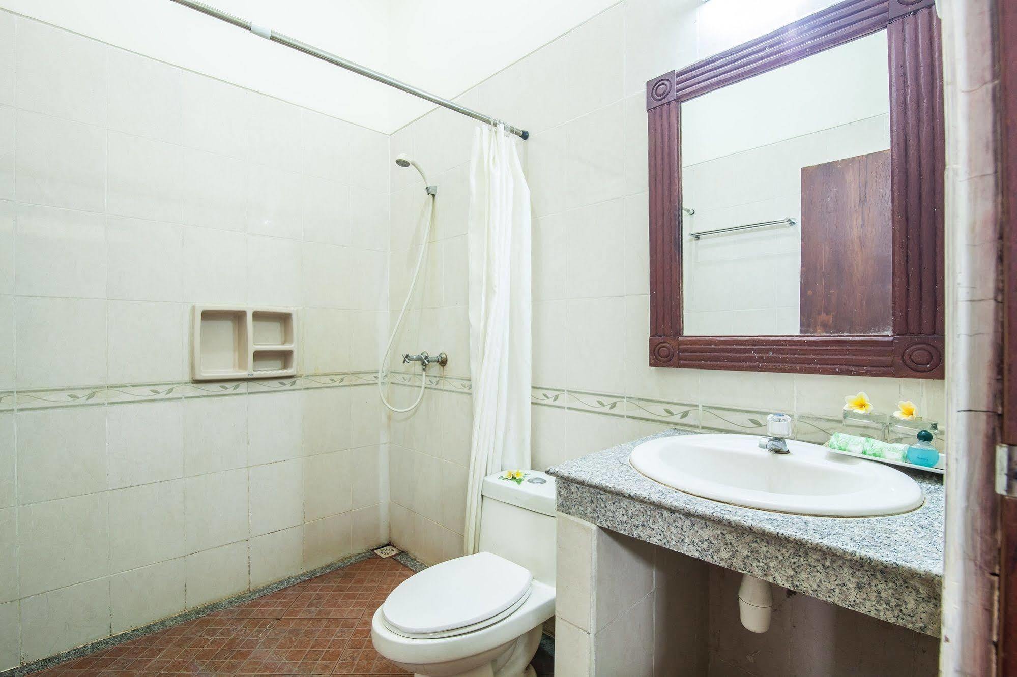 Puri Yuma Hotel Denpasar Esterno foto