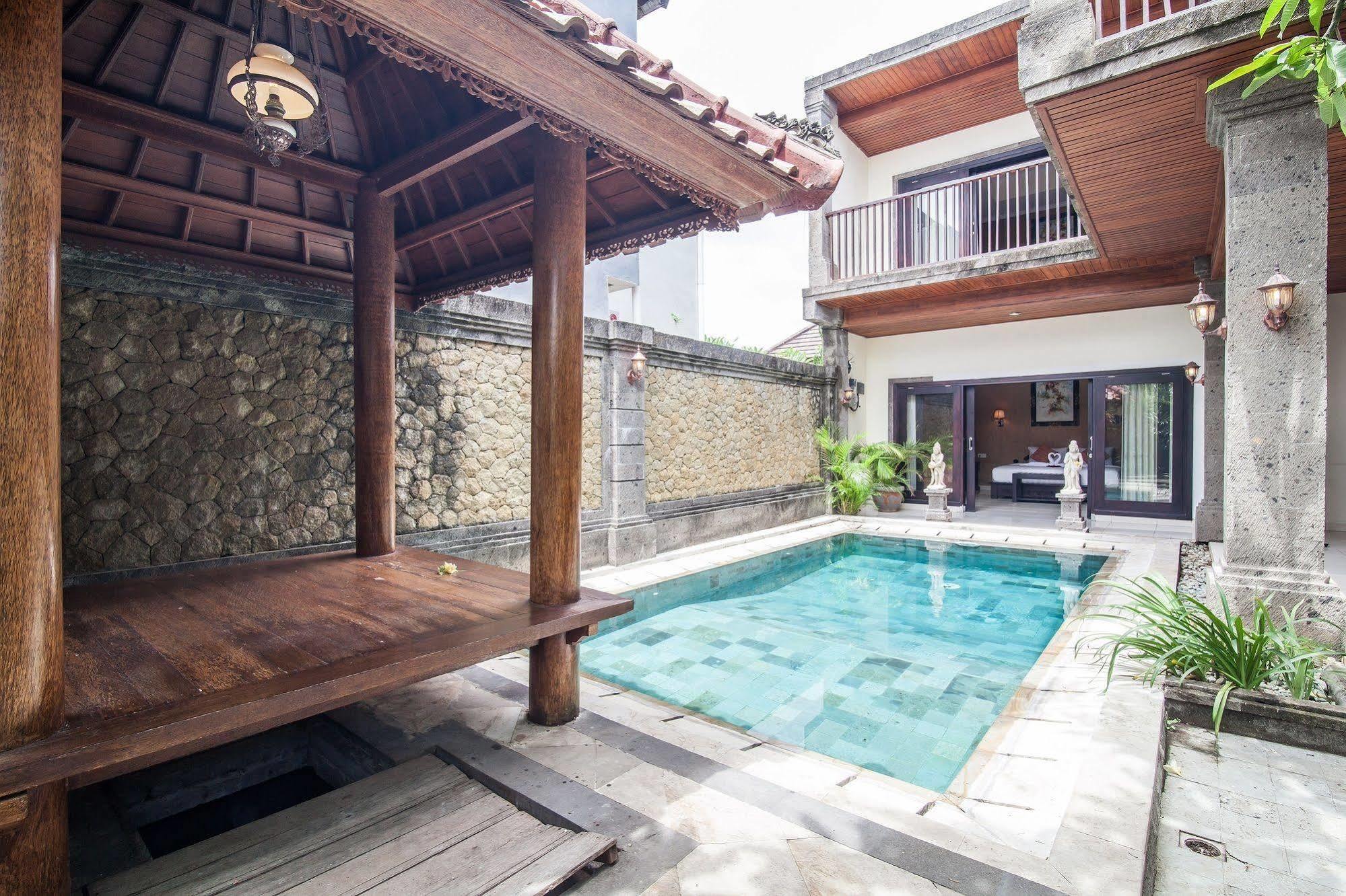Puri Yuma Hotel Denpasar Esterno foto