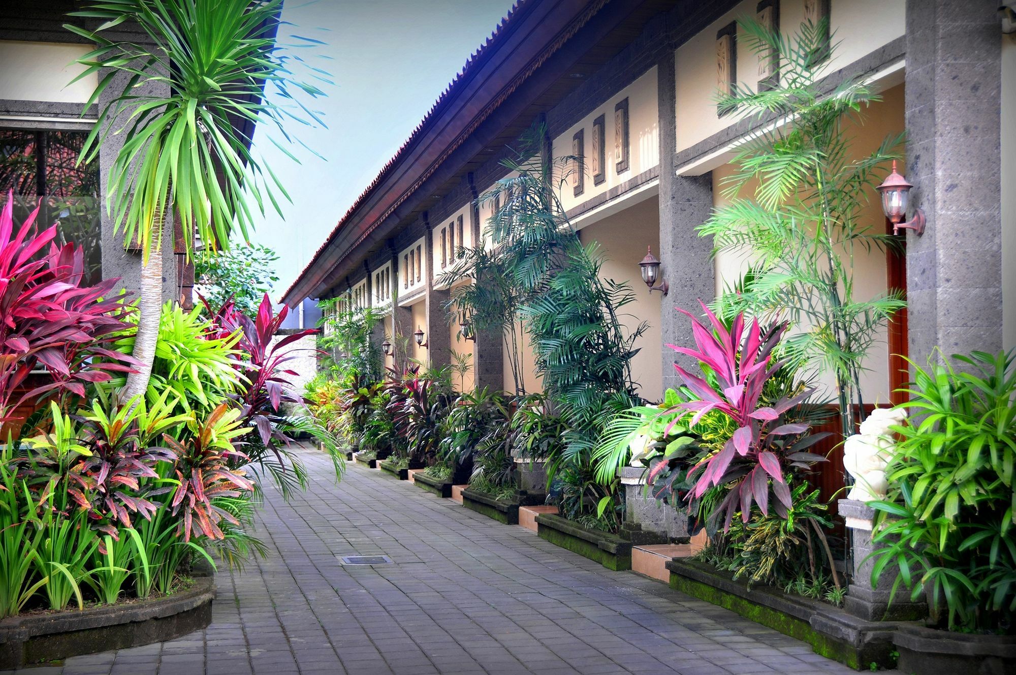 Puri Yuma Hotel Denpasar Esterno foto