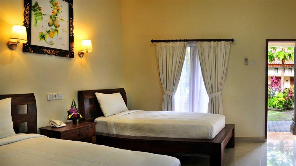 Puri Yuma Hotel Denpasar Esterno foto